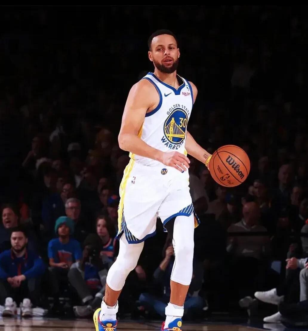 关于库里:击碎“内线王者”的传统,“箭”术领风骚!的信息 关于库里:击碎“内线王者”的传统,“箭”术领风骚!的信息