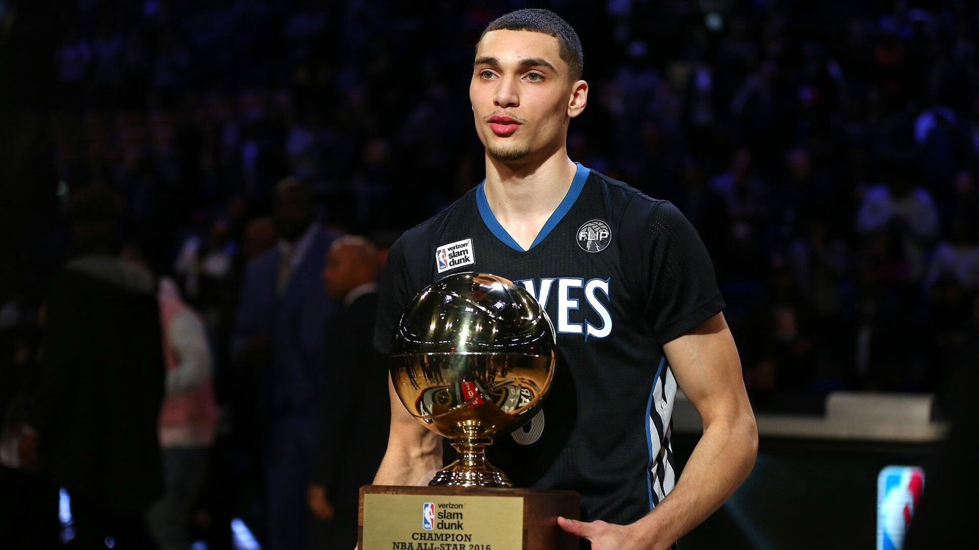 昆士公园巡游者小将崛起，助球队换道而驰，昆士兰主题公园