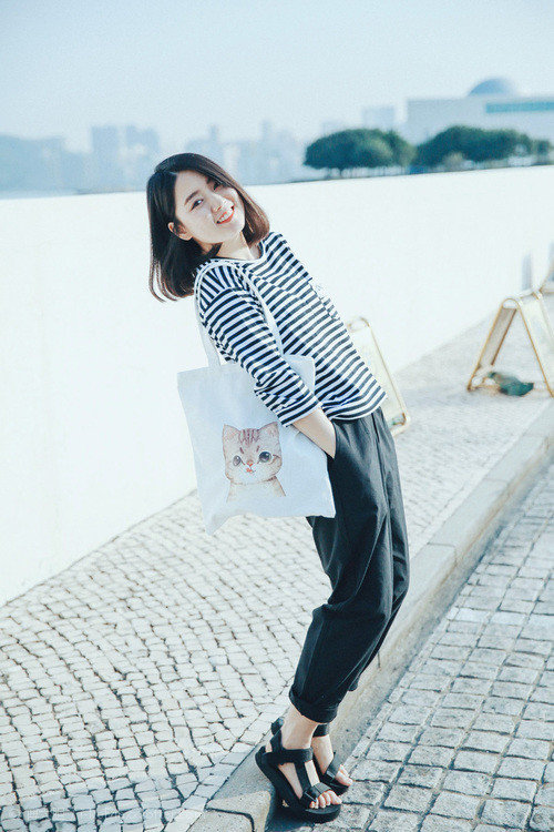 “2025世界运动会：高新体育中心举重赛场成运动员展示巅峰实力之地”