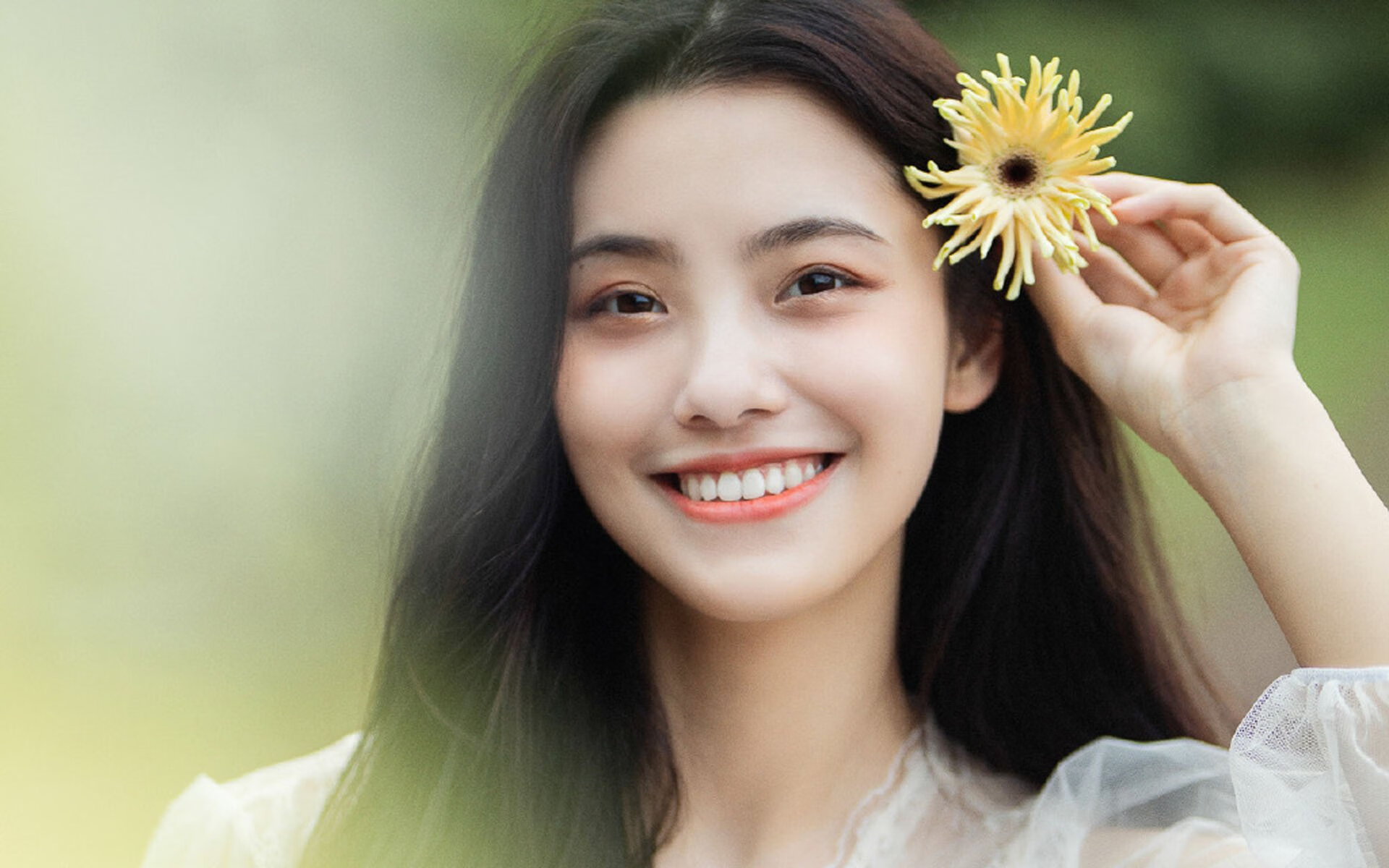 “壁球对决：高新区全民健身馆赛场充满悬念，谁能成为快打高手？”