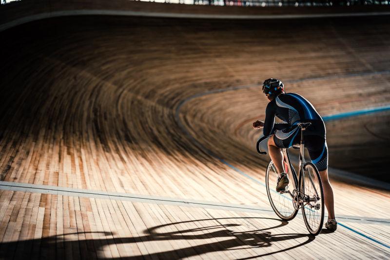 包含开云体育:如何提高运动员的抗压能力与心理素质的词条 包含开云体育:如何提高运动员的抗压能力与心理素质的词条